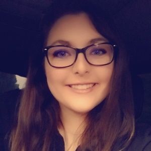 Meet your Posher, Breanna